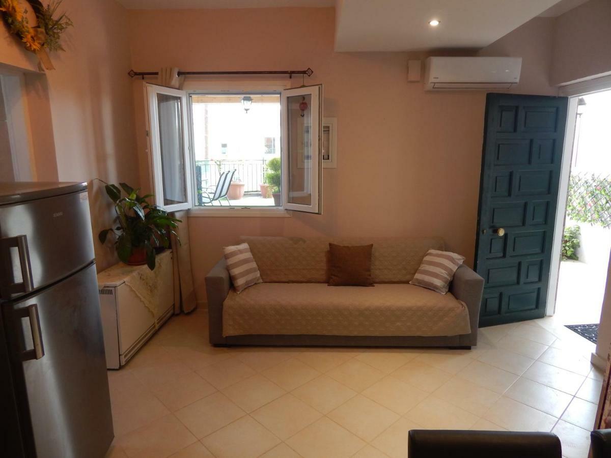 Peters Apartment Corfu (city) Bagian luar foto